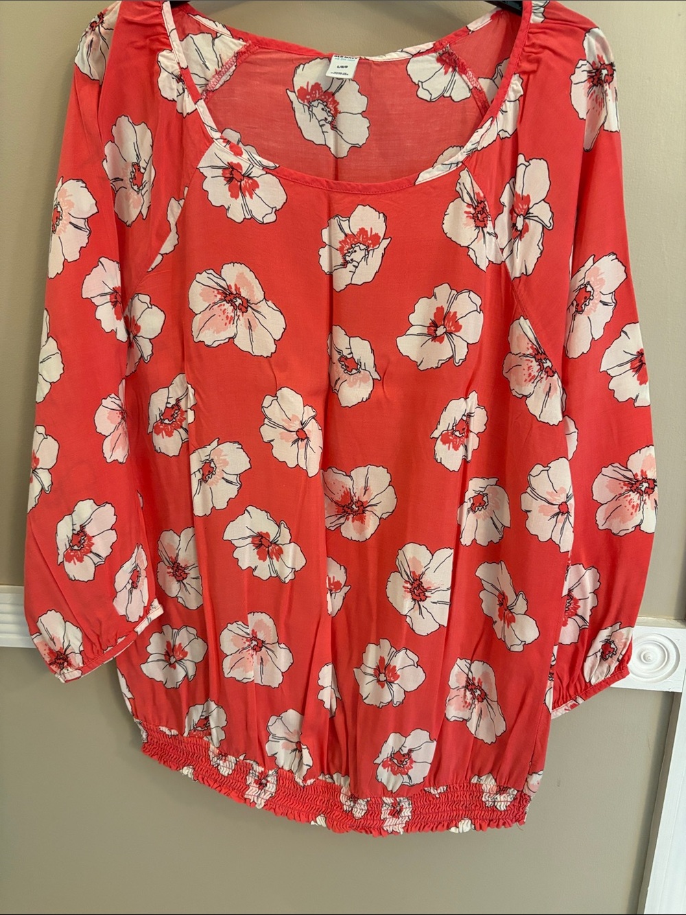 Old Navy Coral Floral 3/4 Sleeve Top